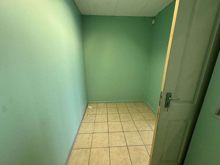 To Let commercial Property for Rent in Parklands Western Cape